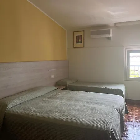 Roxy Hotel 3*