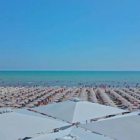 Roxy 3* Cervia
